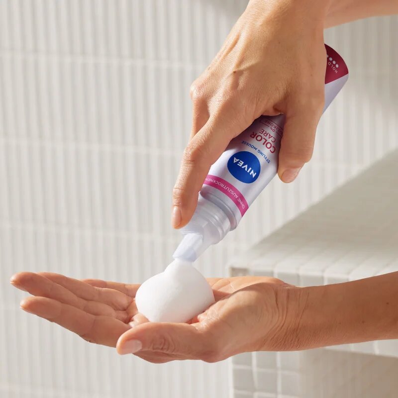 Nivea Color Panthenol & Vitamin B3 fixáló hab 150 ml