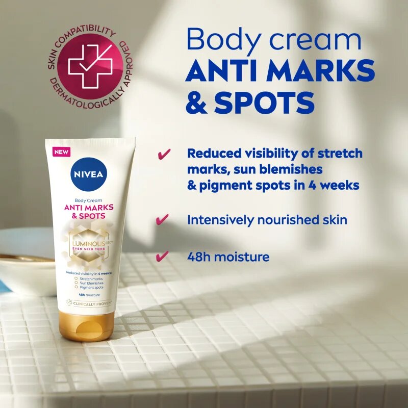 Nivea Luminous 630 tápláló testápoló krém striák ellen 200 ml