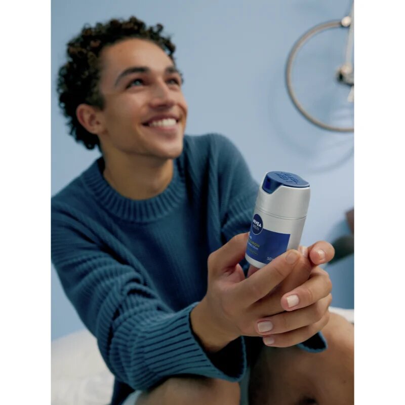 Nivea MEN Hyaluron Pro-Retinol ránctalanító krém takarékos kiszerelés uraknak