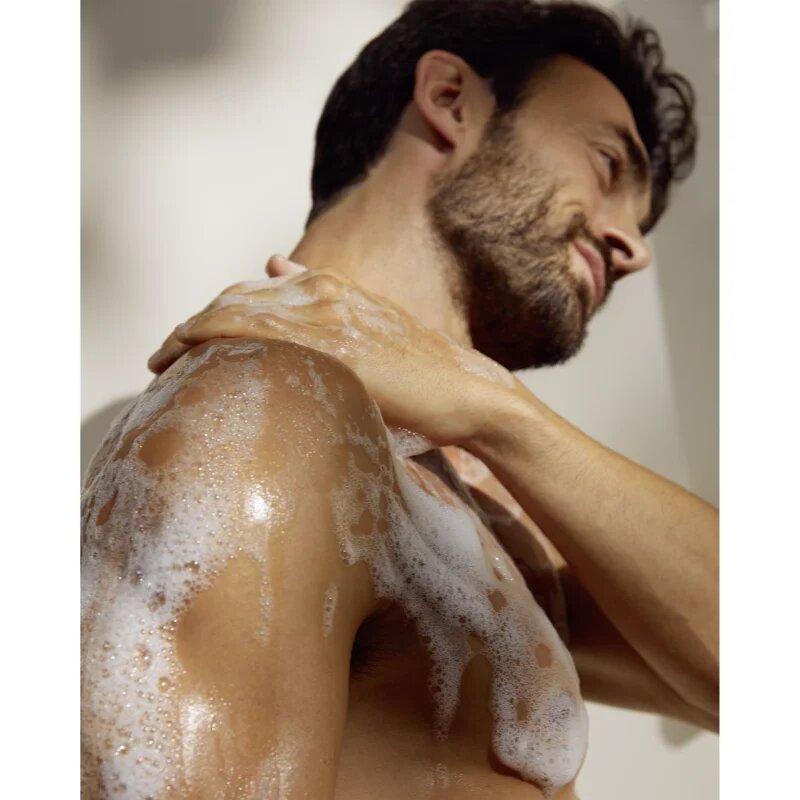 Nivea MEN Hydrocare tusfürdő gél arcra testre és hajra takarékos kiszerelés 2 x 500 ml