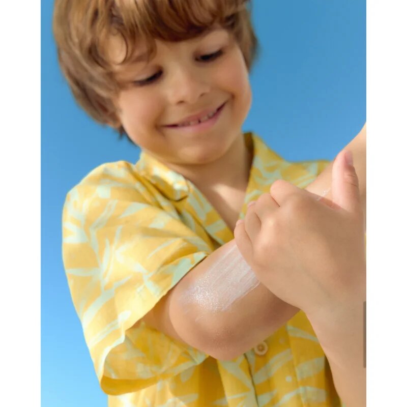 Nivea SUN Babies & Kids gyermek spray a napozáshoz az érzékeny bőrre SPF 50+ 250 ml
