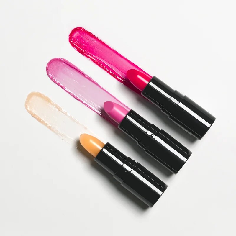 NOBEA Day-to-Day Lip Balm SPF 15 Tinted ajakbalzsam SPF 15 #L03 Peony pink 4 g