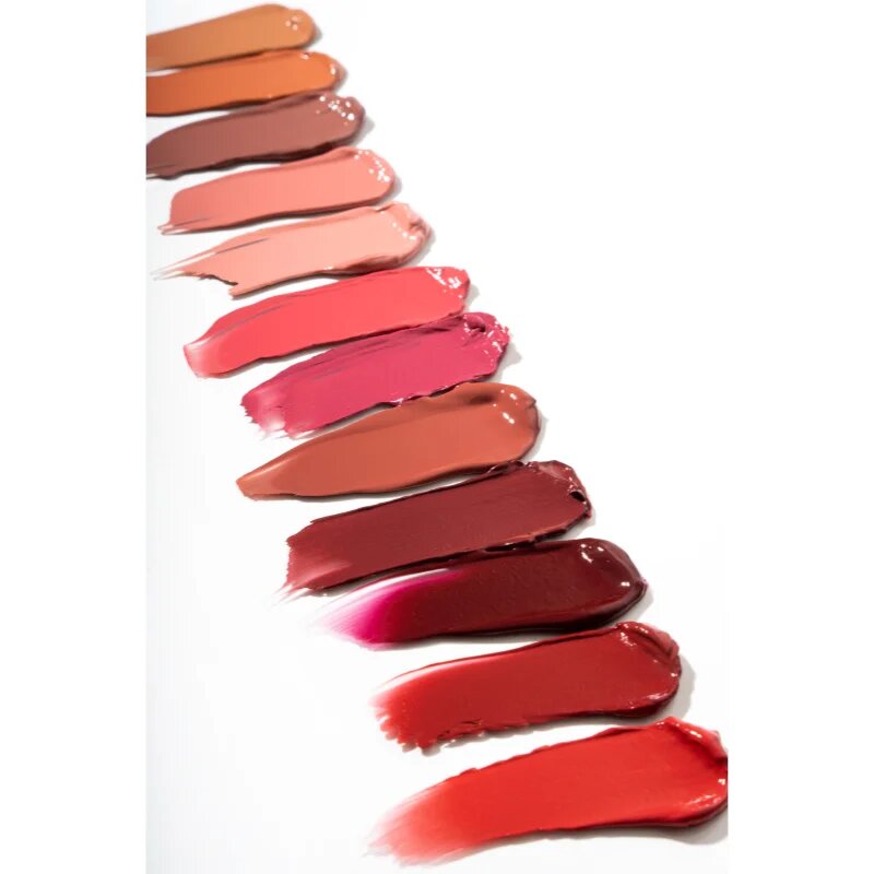 NOBEA Day-to-Day Matte Liquid Lipstick mattító folyékony rúzs árnyalat Carmine Red #M09 7 ml