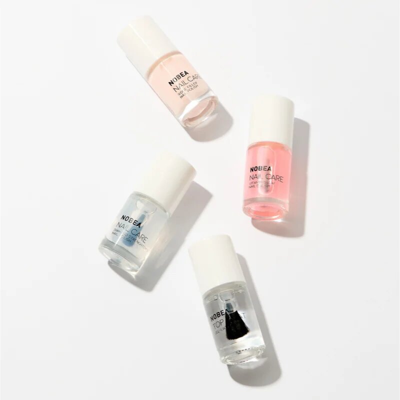 NOBEA Day-to-Day Top Coat fedő és védő magas fényű körömlakk 6 ml