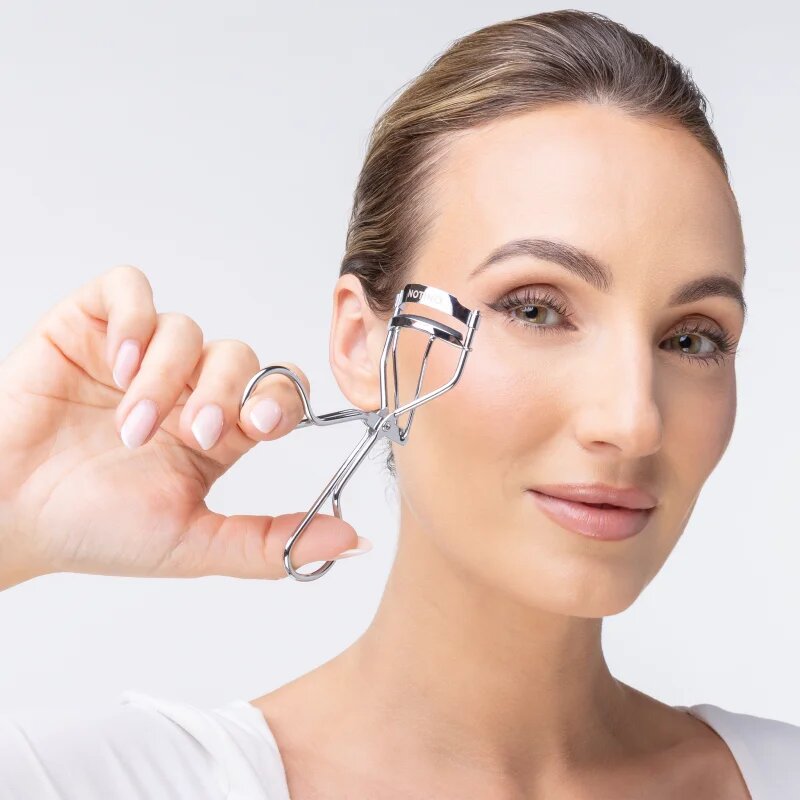 Notino Make-up Tools szempilla göndörítő csipesz 1 db