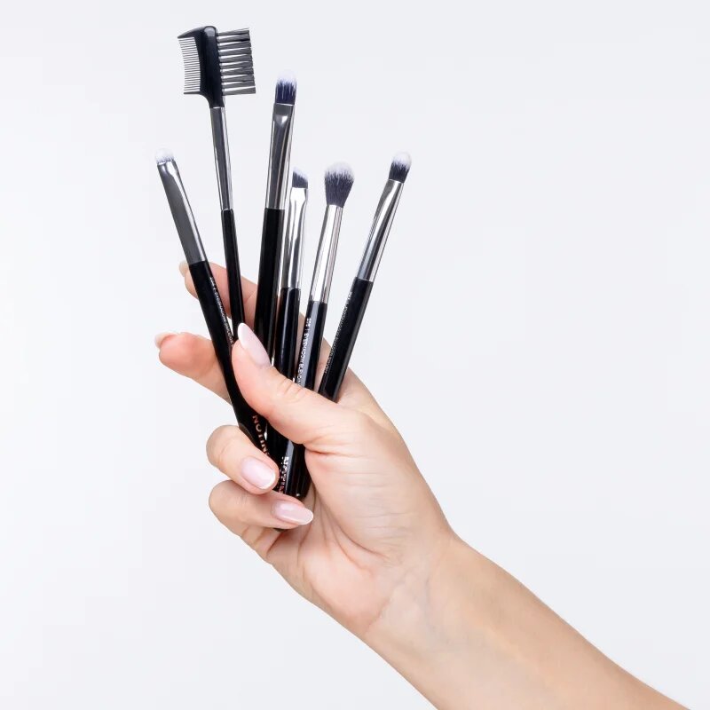 Notino Makeup Brushes Professional Eyeshadow Shader Make-Up Brush 201 ecset az alap szemhéjfestékekre 1 db
