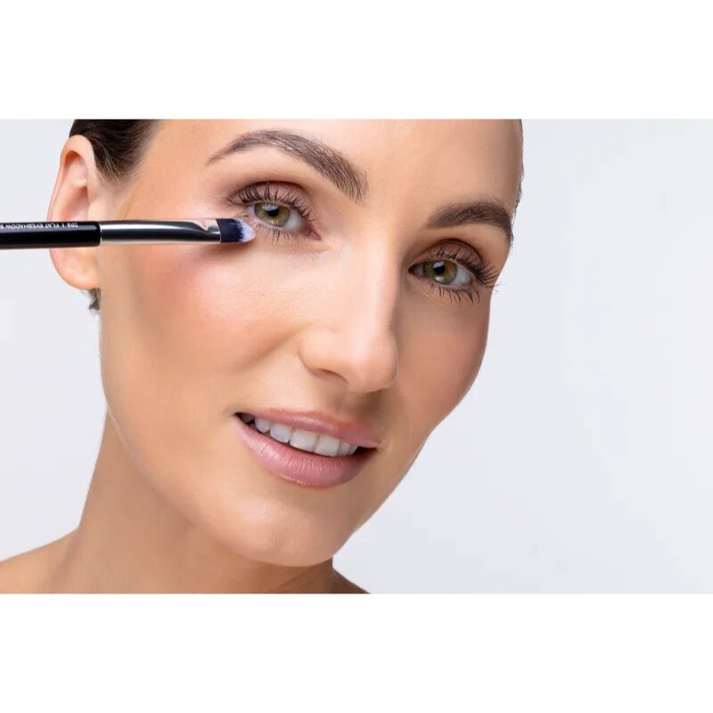 Notino Makeup Brushes Professional Flat Eyeshadow Shader Make-Up Brush 206 ecset az alap szemhéjfestékekre 1 db
