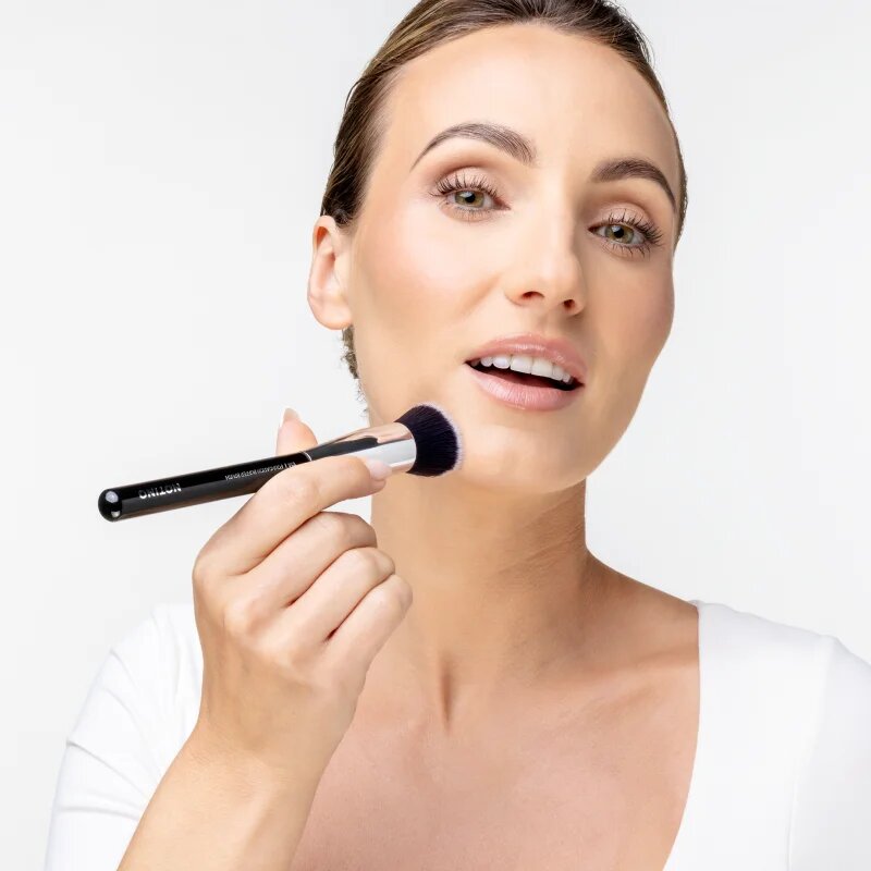 Notino Makeup Brushes Professional Foundation Buffer Make-Up Brush 124 make – up ecset 1 db