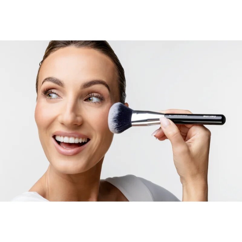 Notino Makeup Brushes Professional Large Powder Make-Up Brush 101 púderecset 1 db