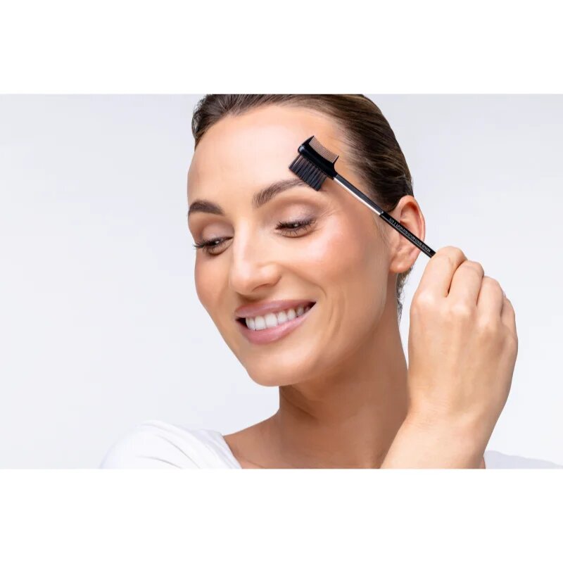 Notino Makeup Brushes Professional Lash And Brow Comb Make-Up Brush 271 szempilla és szemöldök ecset 1 db
