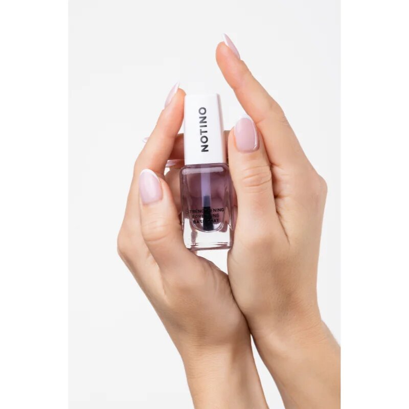 Notino Nail Care Strengthening Fortifying Base Coat körömerősítő lakk 10 ml