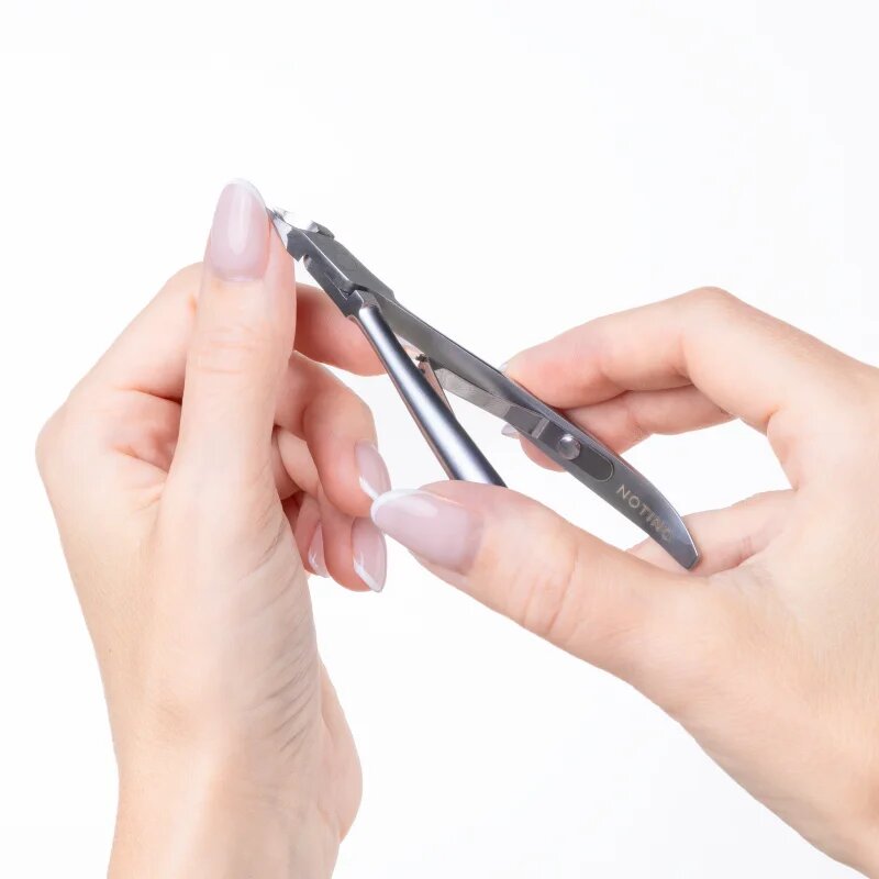 Notino Nail Tools Cuticle Nippers körömágybőr eltávolító csipesz 1 db