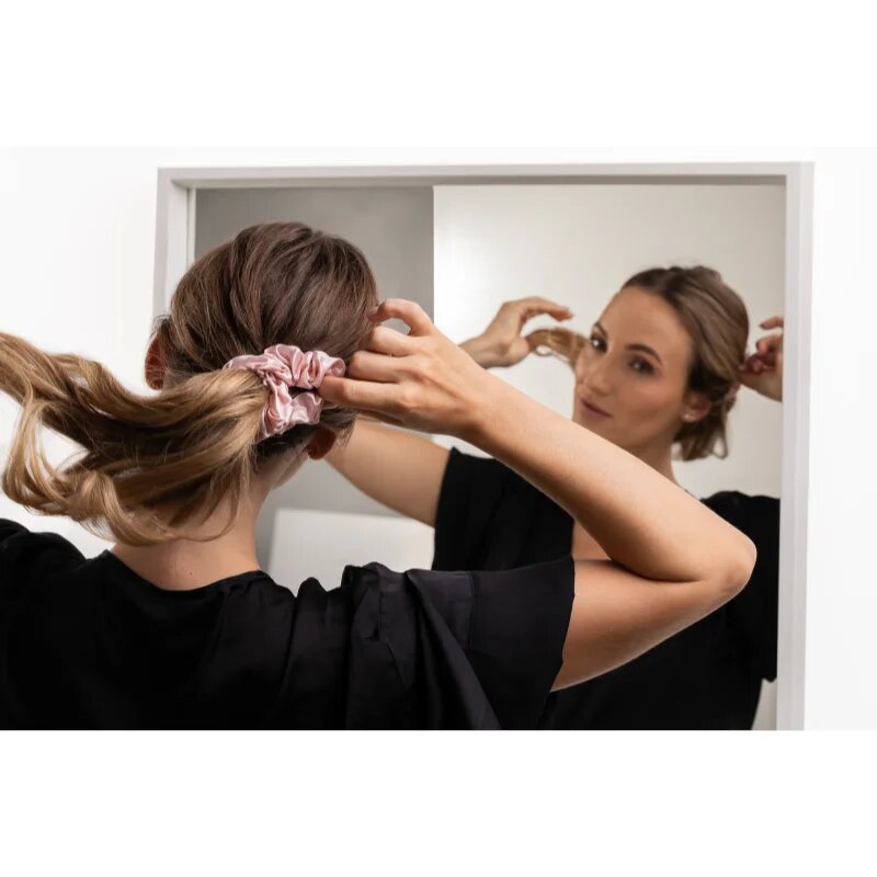 Notino Silk Collection Large scrunchie selyem hajgumi Pink 1 db