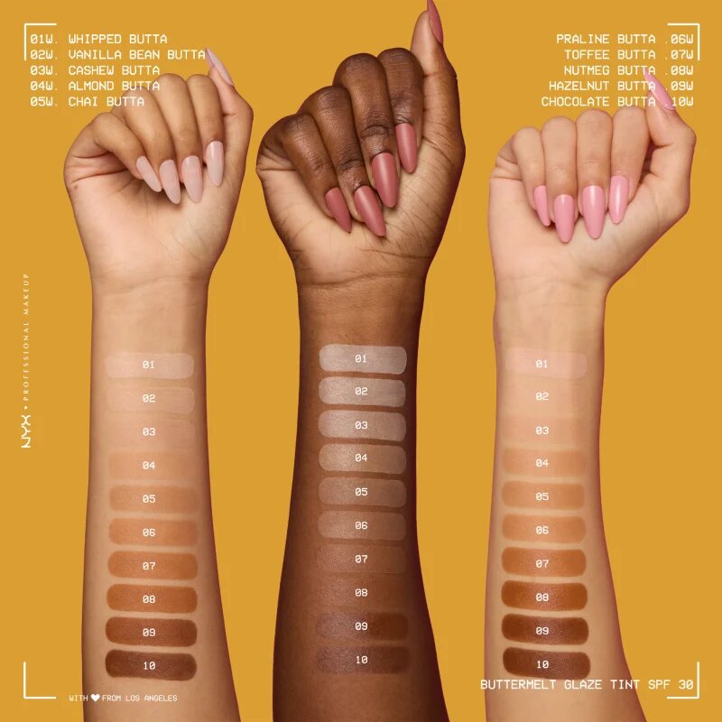 NYX Professional Makeup Buttermelt Glaze világosító tonizáló fluid SPF 30 árnyalat Chai Butta 30 ml