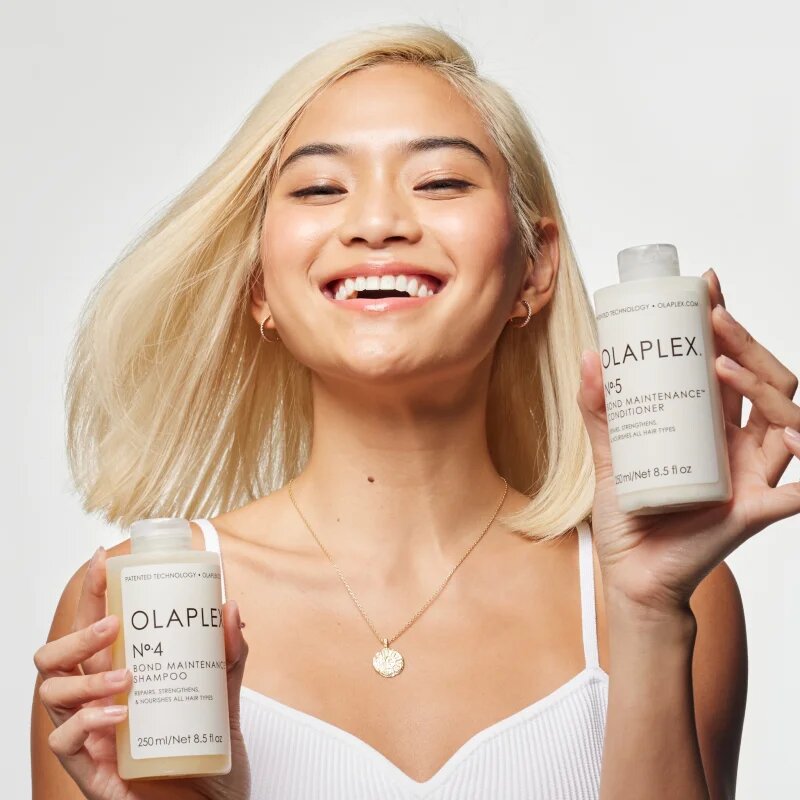 Olaplex N°5 Bond Maintenance Conditioner erősítő kondicionáló a hidratálásért és a fényért 250 ml