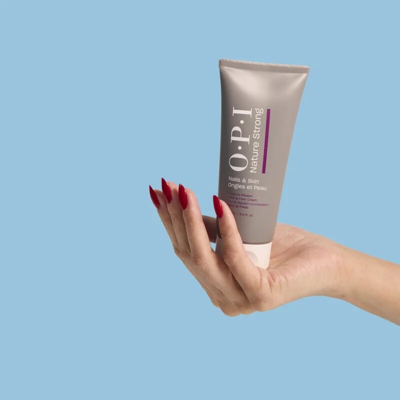 OPI Nature Strong Nails&Skin hidratáló krém kézre és lábra 100 ml