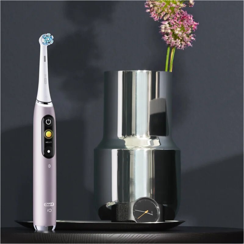 Oral-B iO 9 elektromos fogkefe töltőtokkal Rose Quartz 1 db