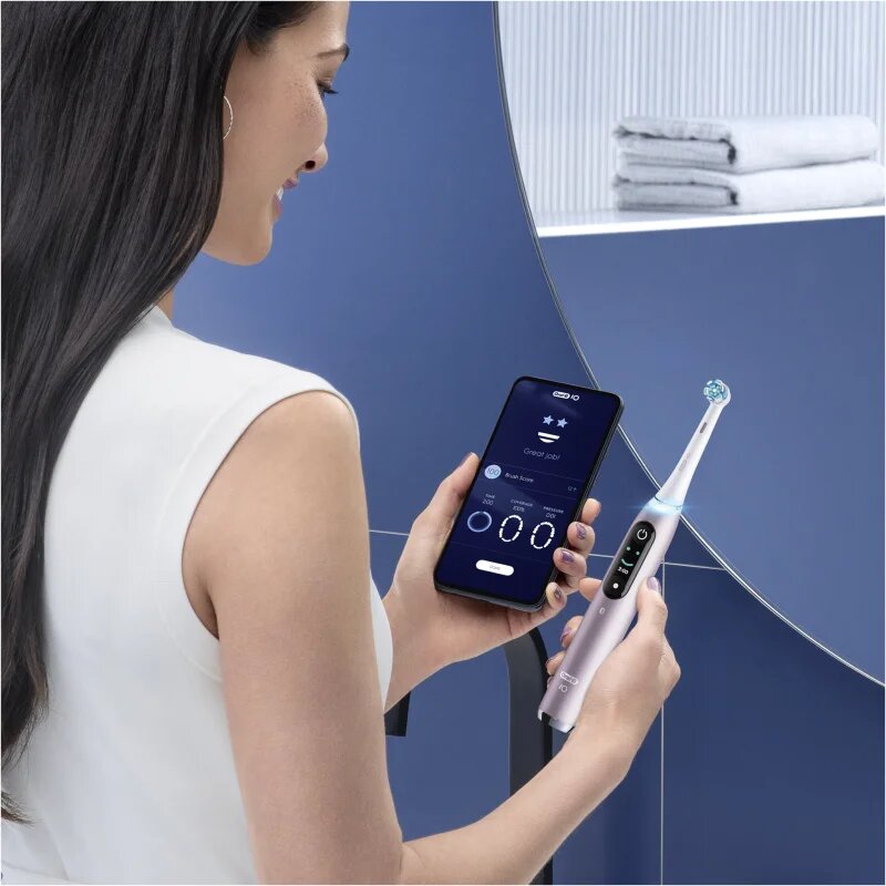 Oral-B iO 9 elektromos fogkefe töltőtokkal Rose Quartz 1 db