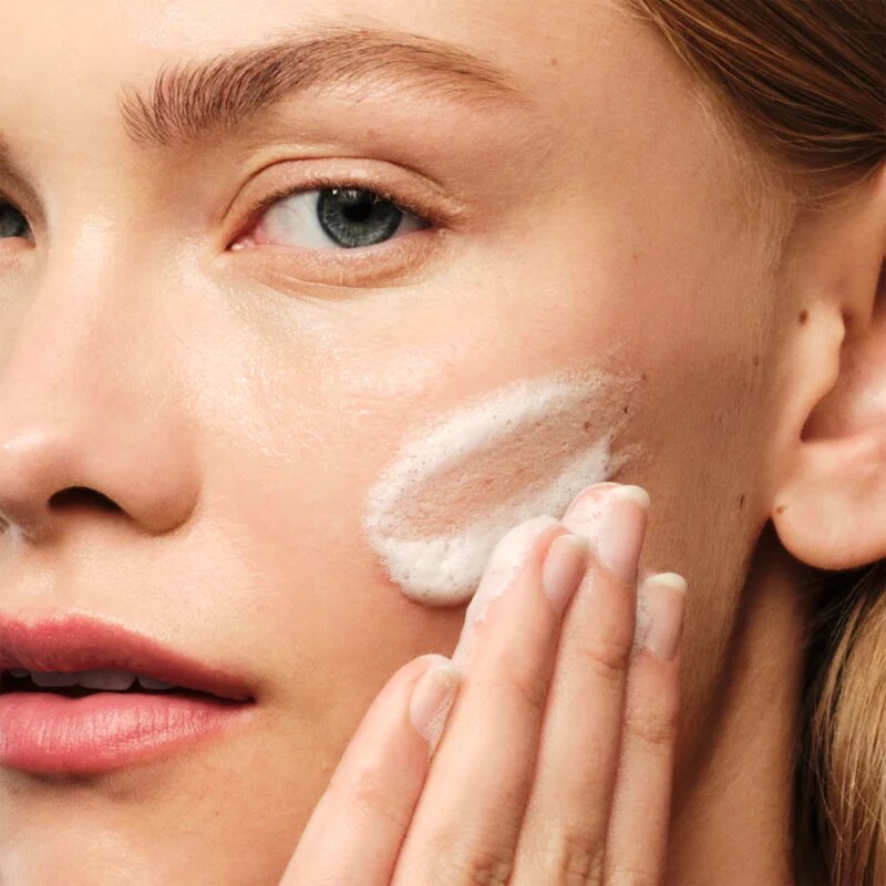 Origins Checks and Balances™ Sensitive Foaming Cleanser finom állagú tisztító krém az érzékeny arcbőrre 150 ml