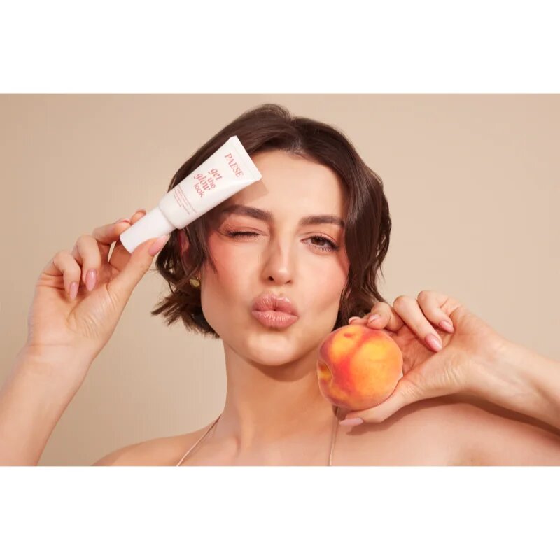 Paese Get The Glow Look Illuminating Face Cream multifunkciós tonizáló krém az élénk bőrért 30 ml