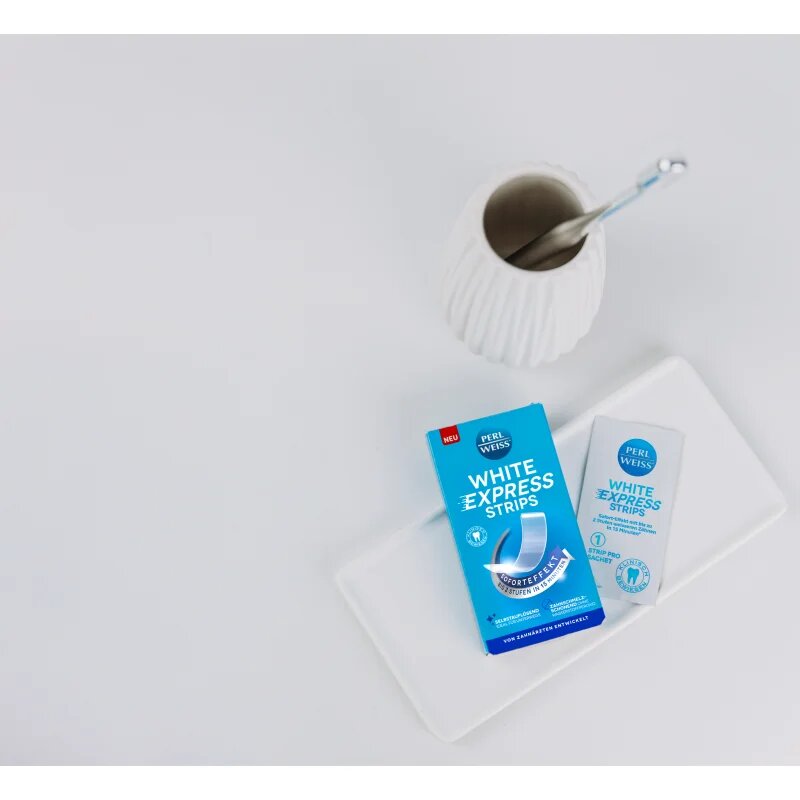 Perl Weiss White Strips Express fogfehérítő szalag 4 db