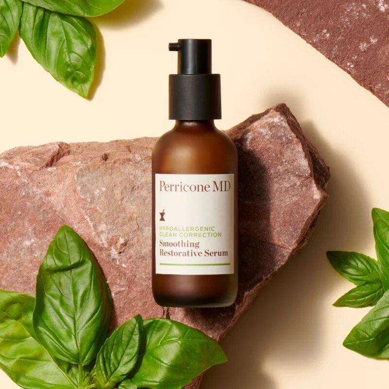 Perricone MD Hypoallergenic Clean Correction Smoothing Restorative Serum tápláló és hidratáló szérum az arcbőr élénkítésére 59 ml