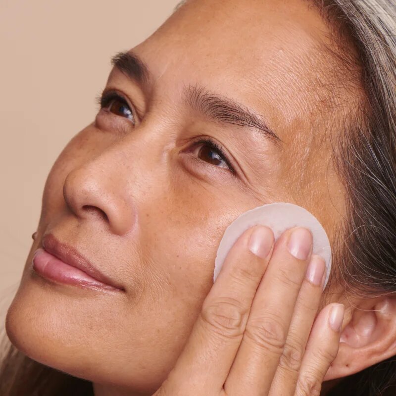 Peter Thomas Roth EVEN SMOOTHER™ Glycolic Retinol Resurfacing Peel Pads arctisztító peeling párnácskát éjszakára 1 kapsz.