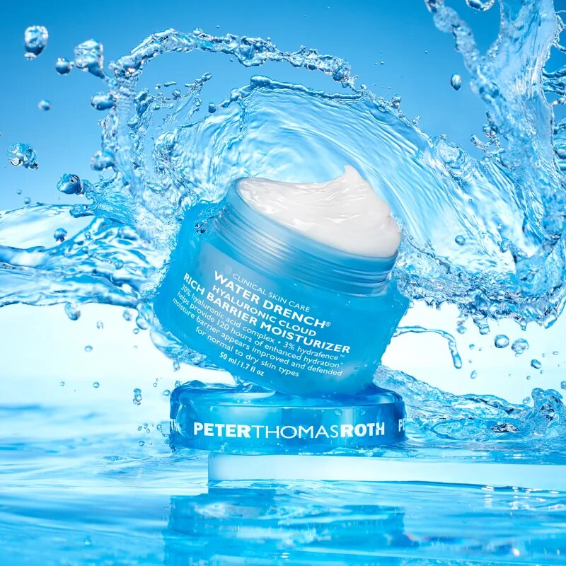 Peter Thomas Roth Water Drench Hyaluronic Cloud Rich Barrier Moisturizer gazdag hidratáló krém a bőrréteg megújítására 50 ml