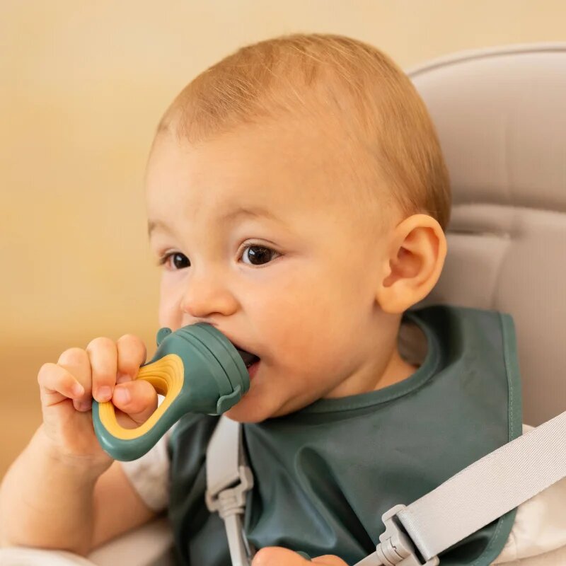 Petite&Mars Silicone Food Feeder 6m+ tölthető rágóka Rose&Sand 1 db