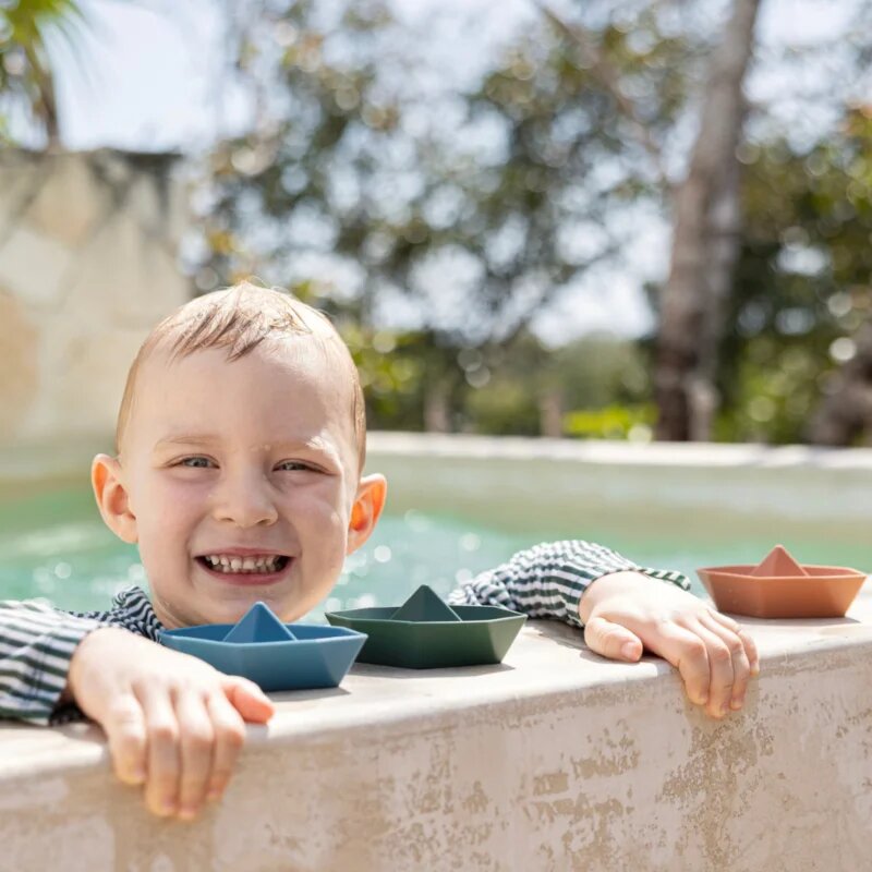 Petite&Mars Water Toys Fürdőjátékok 6 m+ Ships 4 db