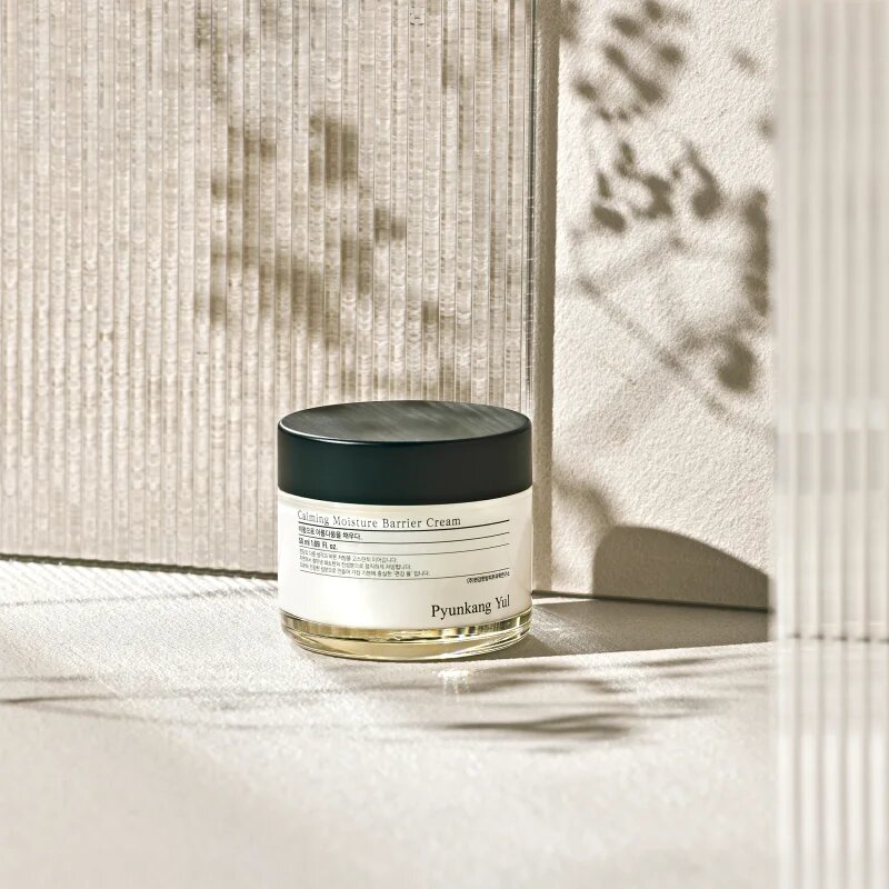 Pyunkang Yul Calming Moisture Barrier Cream nyugtató és regeneráló krém az érzékeny arcbőrre 50 ml