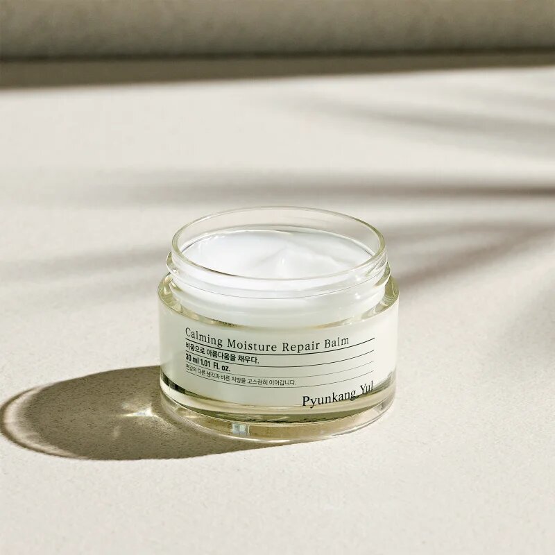 Pyunkang Yul Calming Moisture Repair Balm regeneráló hidratáló balzsam az érzékeny arcbőrre 30 ml