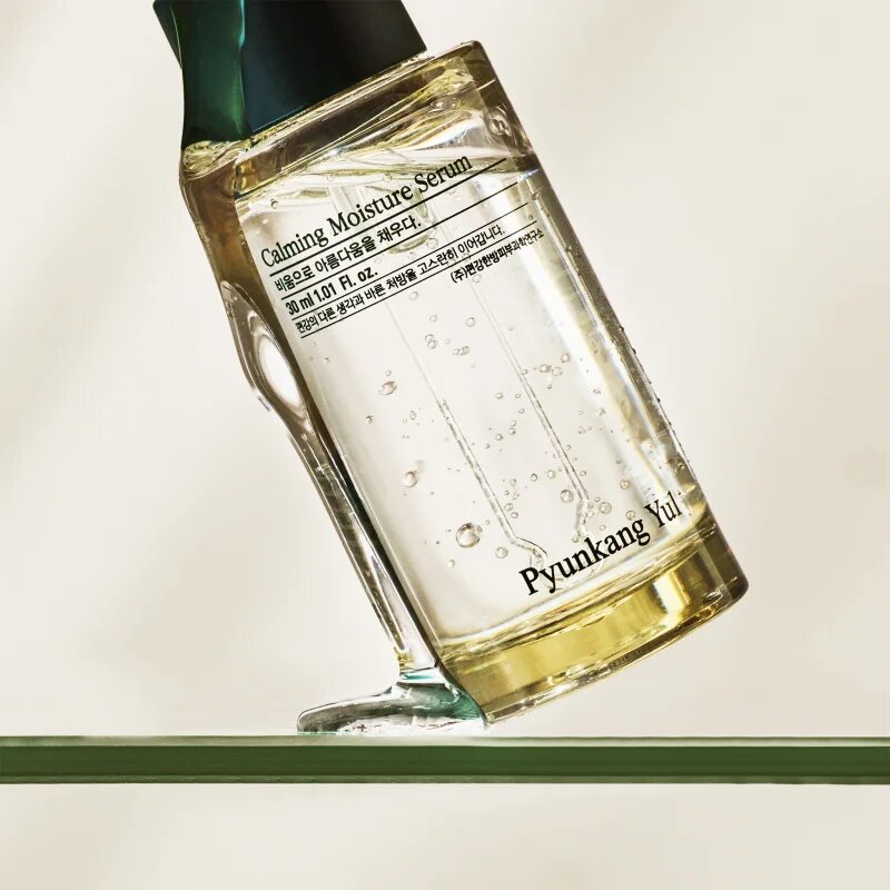 Pyunkang Yul Calming Moisture Serum nyugtató és hidratáló szérum az érzékeny arcbőrre 30 ml
