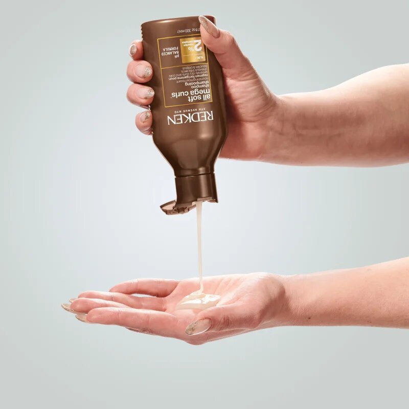 Redken All Soft Mega Curls sampon hullámos és göndör hajra 300 ml
