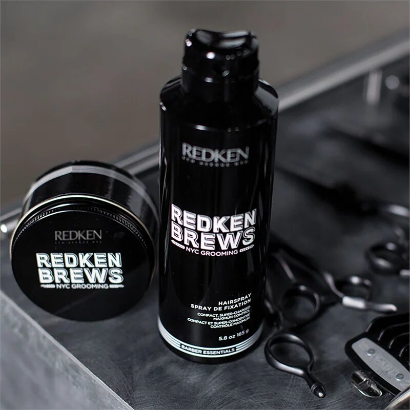 Redken Brews modellező pomádé a sima megjelenésű frizuráért 100 ml