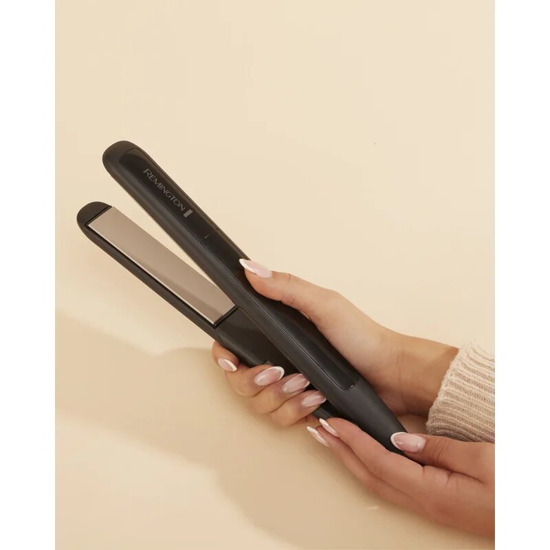 Remington Ceramic Straight 215 S1370 hajvasaló 1 db