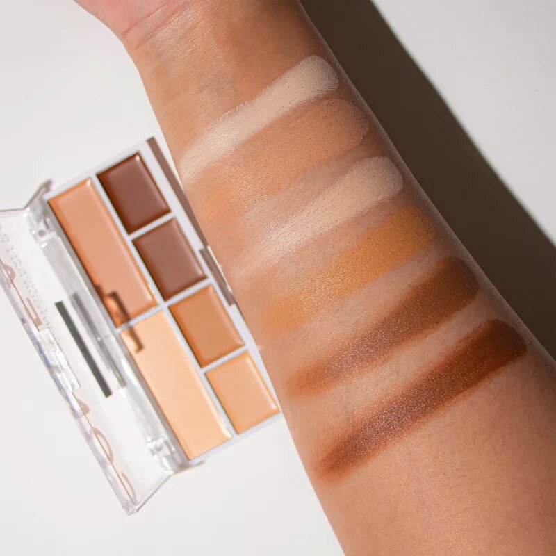 Revolution Relove Conceal Me korrektor paletta árnyalat Medium 28 g