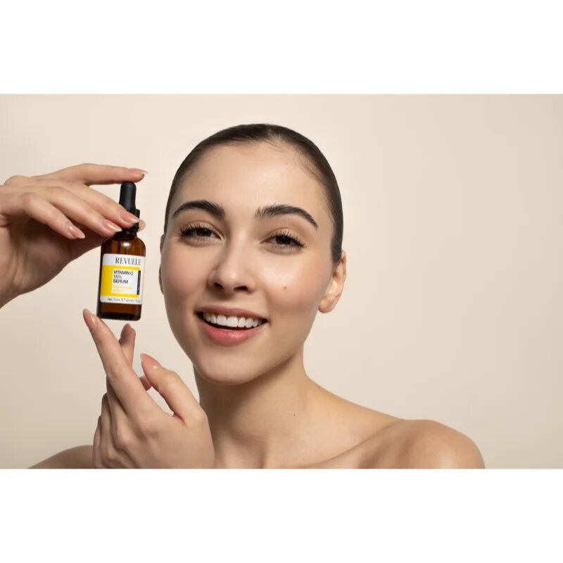 Revuele Vitamin C 15% Serum élénkítő szérum egységesíti a bőrszín tónusait 30 ml