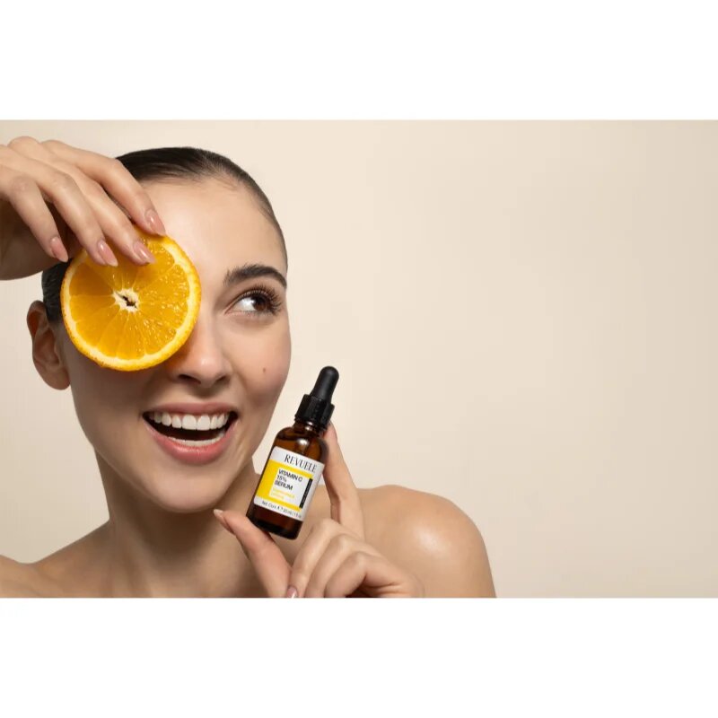 Revuele Vitamin C 15% Serum élénkítő szérum egységesíti a bőrszín tónusait 30 ml