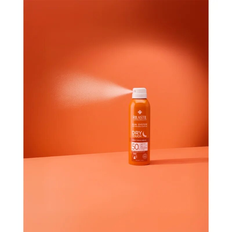 Rilastil Sun System Dry Touch napvédő spray SPF 50 200 ml