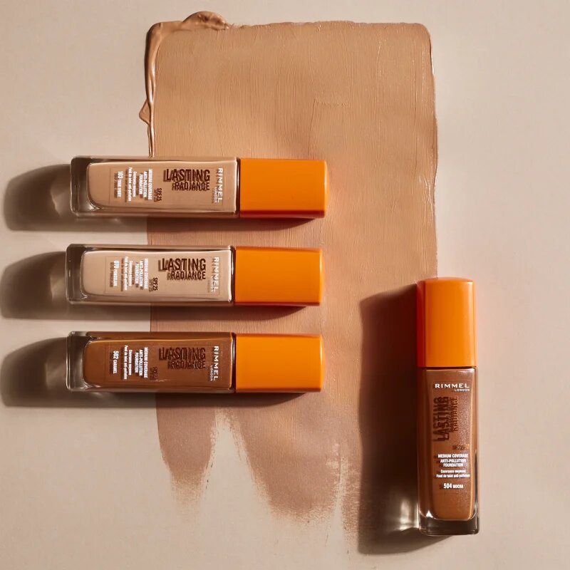 Rimmel Lasting Radiance élénkítő make-up SPF 25 árnyalat 100 Ivory 30 ml