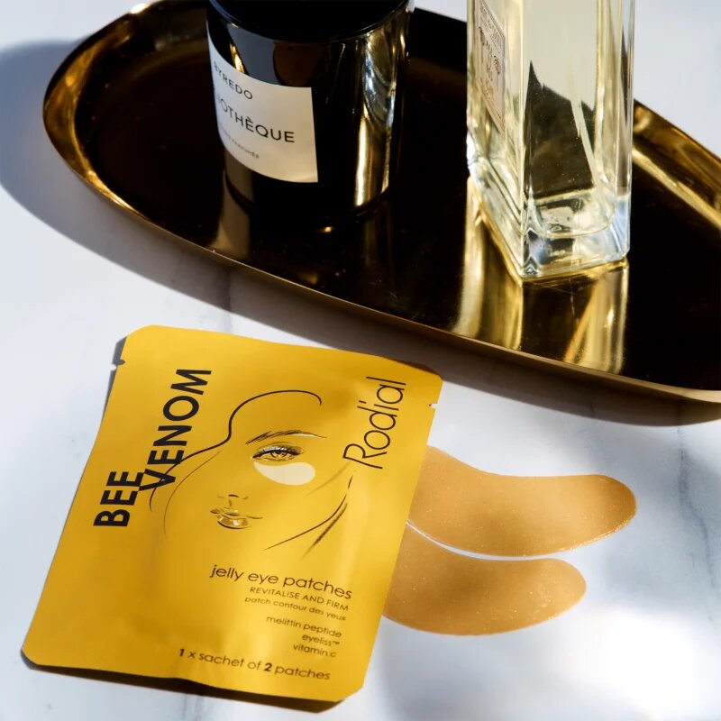 Rodial Bee Venom Jelly Eye Patches feszesítő géles párnácskák a szemek alá nyugtató hatással 2 db