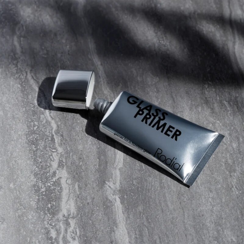 Rodial Glass Primer intenzíven hidratáló és élénkítő ápolás az arcbőr megnyugtatására 30 ml