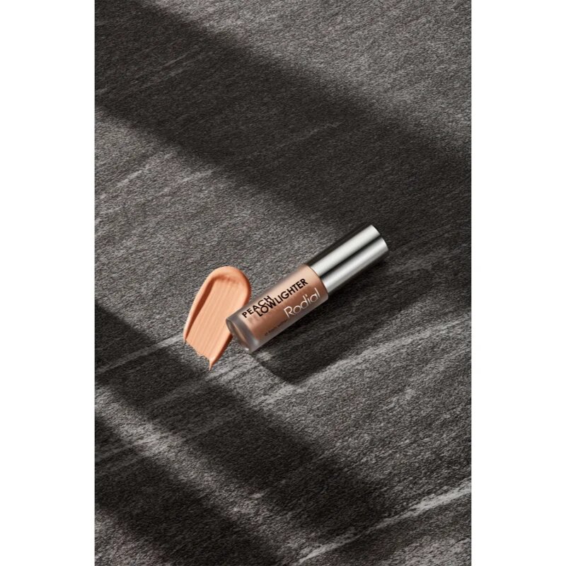 Rodial Peach Lowlighter krémes élénkítő készítmény 55 ml