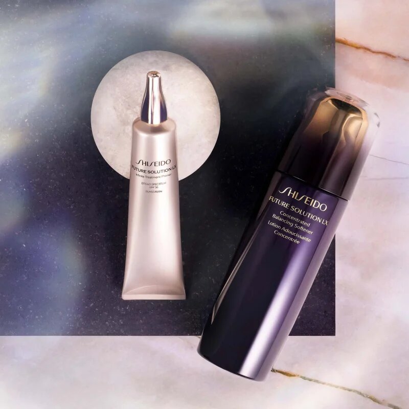 Shiseido Future Solution LX élénkítő és tápláló alapozó bázis SPF 30 40 ml