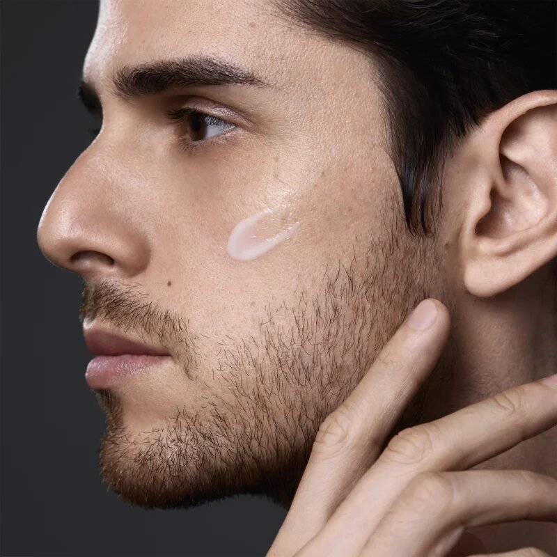 Shiseido Men Total Revitalizer bőröregedés elleni folyadék a ráncok ellen uraknak 70 ml