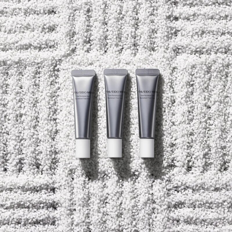 Shiseido Men Total Revitalizer Eye gyengéd szemkrém uraknak 15 ml