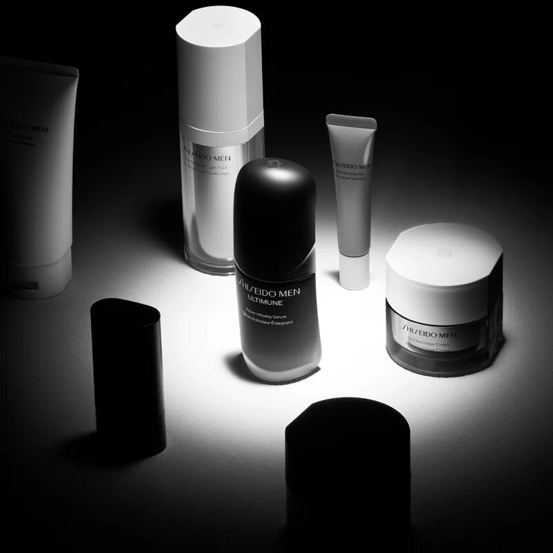 Shiseido Men Ultimune Power Infusing Serum koncentrált szérum a bőr öregedésének jelei ellen uraknak 50 ml
