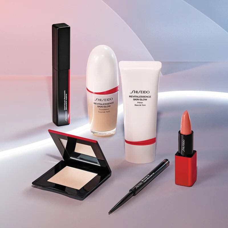 Shiseido Revitalessence Skin Glow Primer ragyogást adó primer SPF 25 30 ml