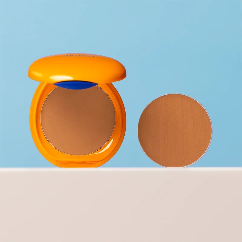Shiseido Sun Care Tanning Compact Foundation SPF10 vízálló kompakt make - up utántöltő árnyalat Natural 12 g